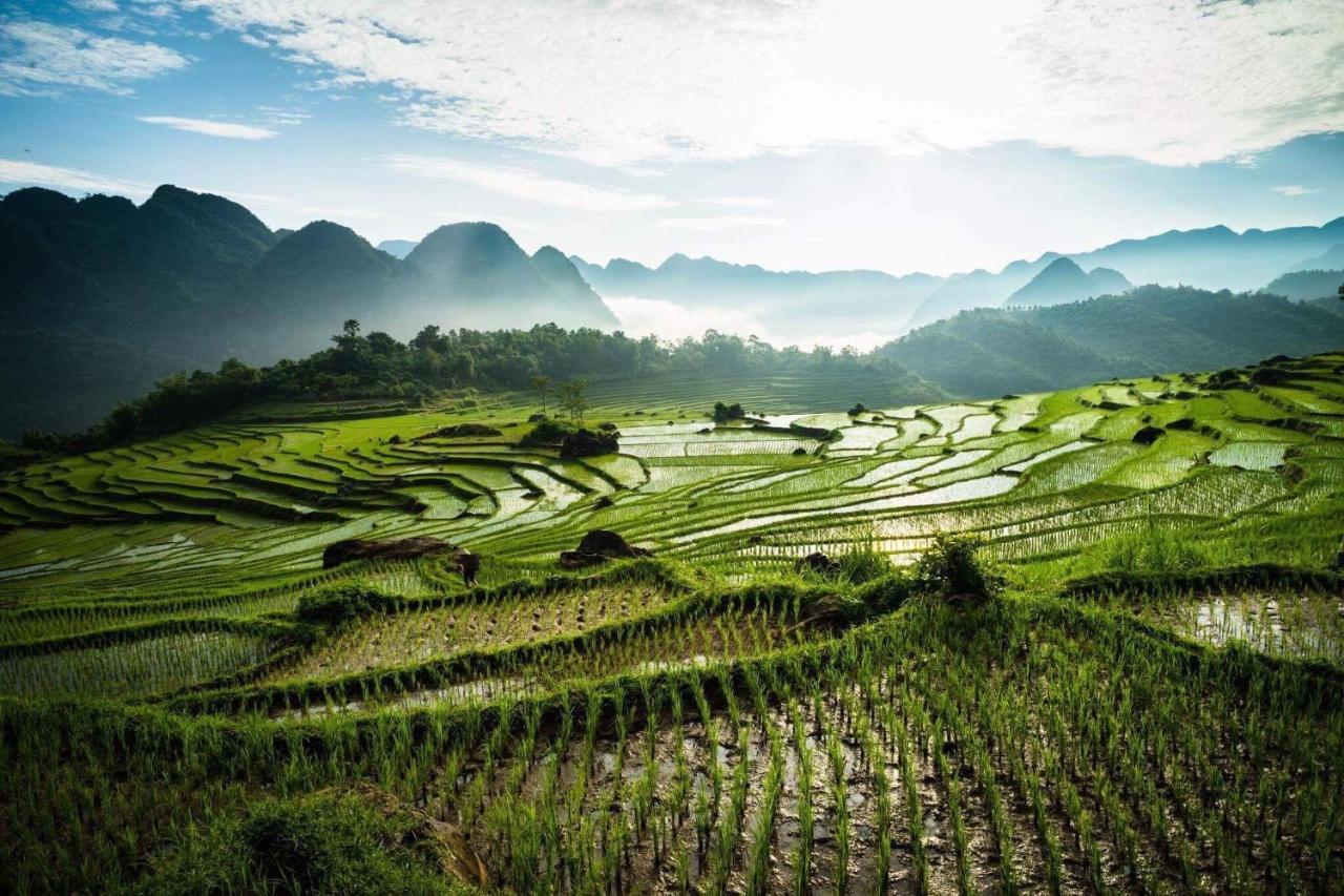 Nha Tan - Mai Chau Homestay And Tours Exteriör bild