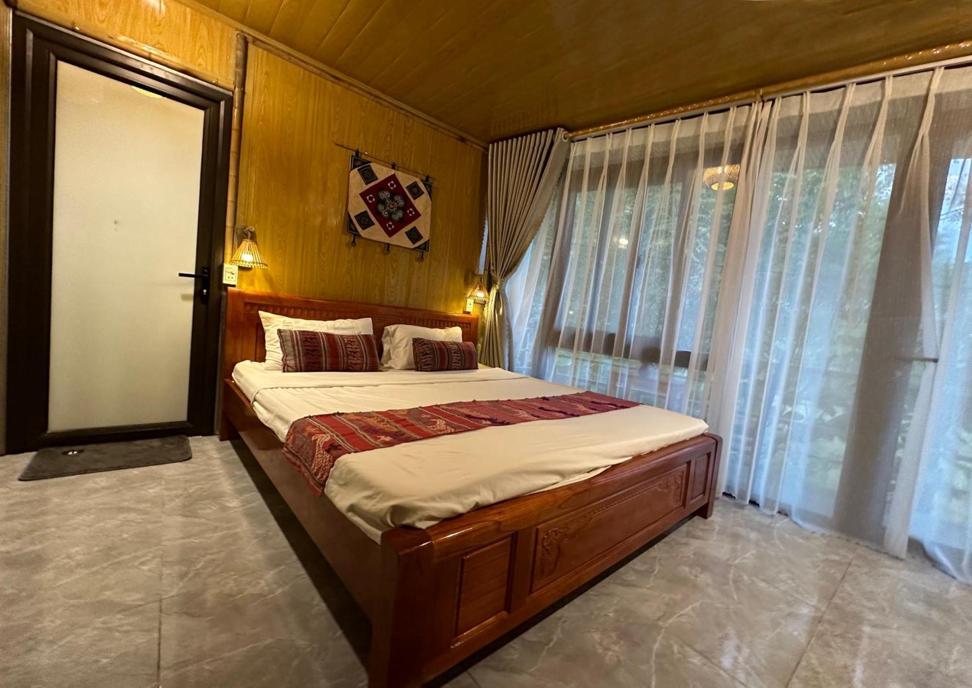 Nha Tan - Mai Chau Homestay And Tours Exteriör bild