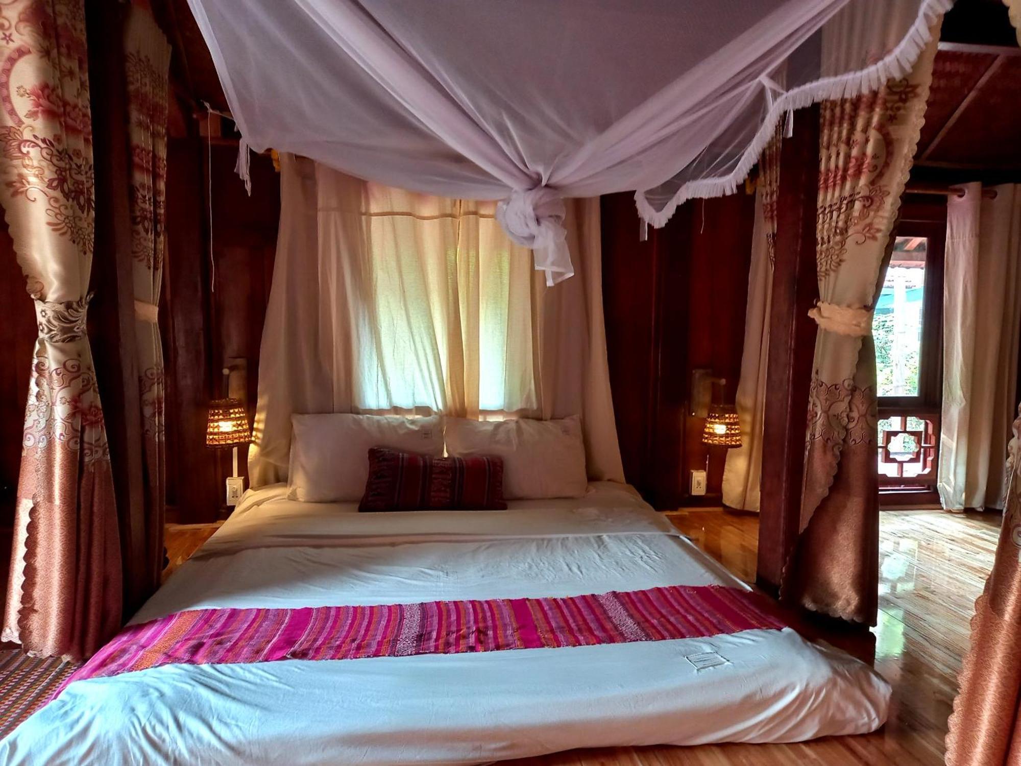 Nha Tan - Mai Chau Homestay And Tours Exteriör bild