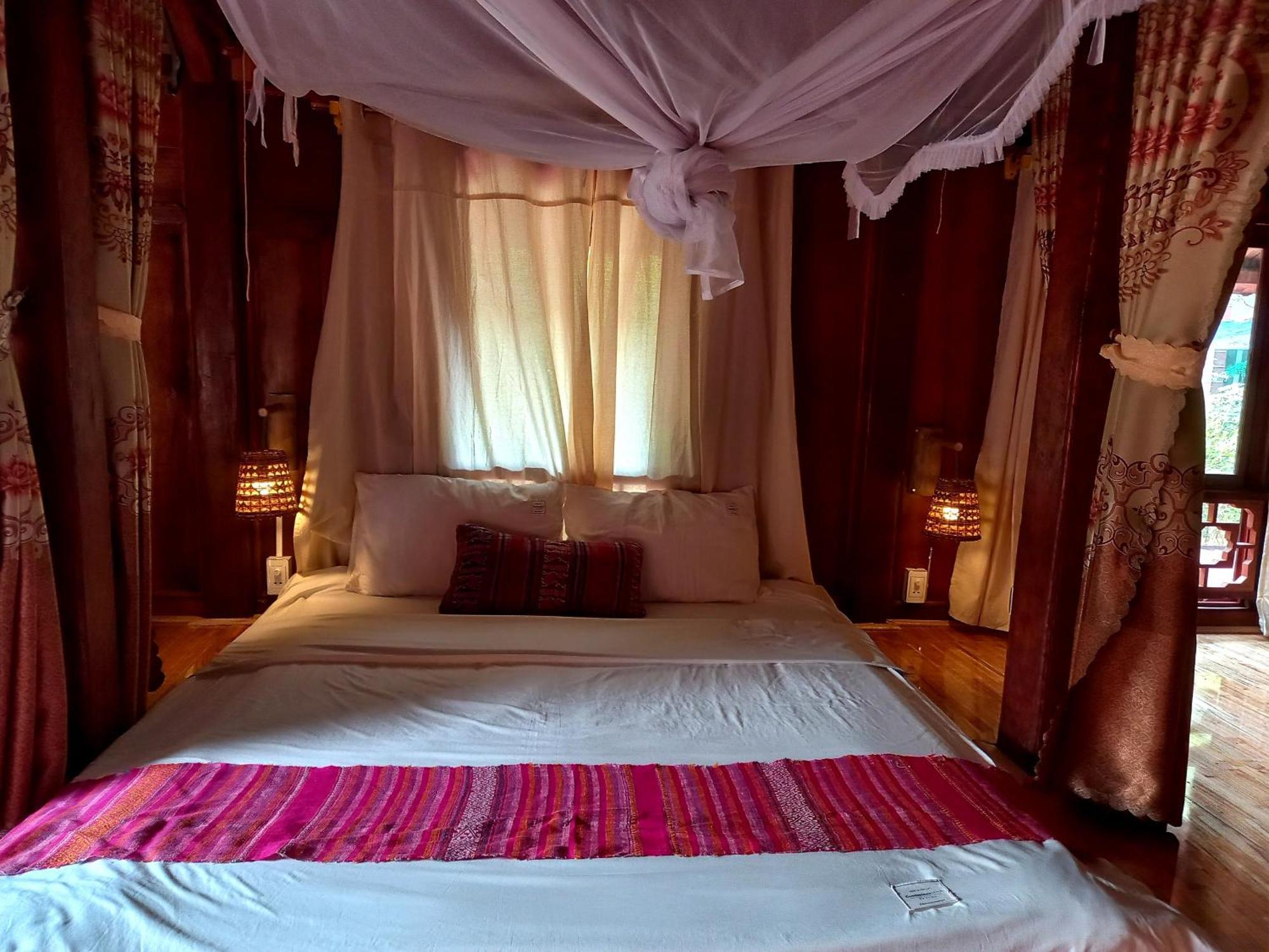 Nha Tan - Mai Chau Homestay And Tours Exteriör bild