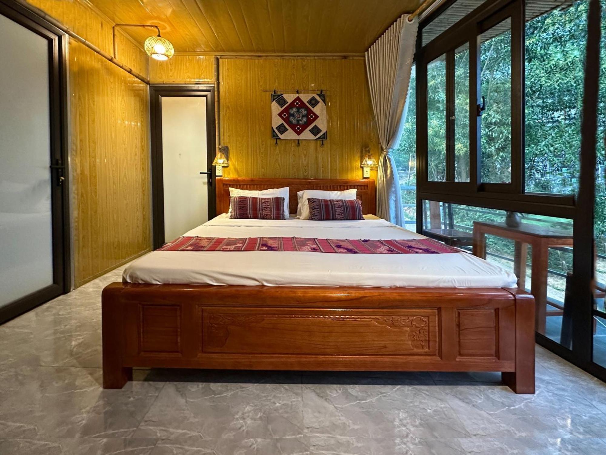 Nha Tan - Mai Chau Homestay And Tours Exteriör bild